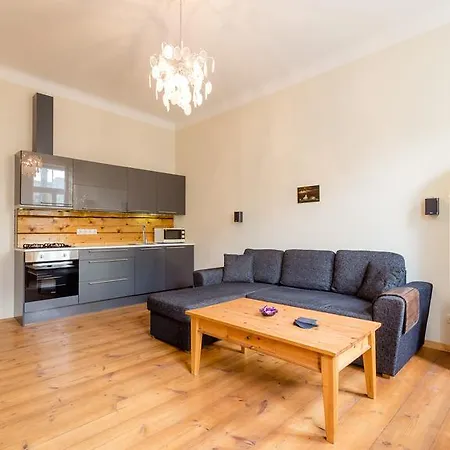 Apartment City Center - Niine 10 *